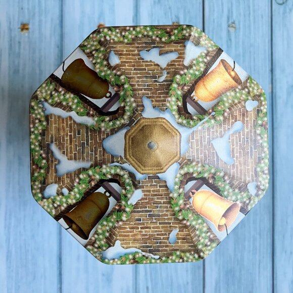 M&M's Christmas Village Series 2000 Limited Edition Collectible Tin ⭐️ - Picture 4 of 7